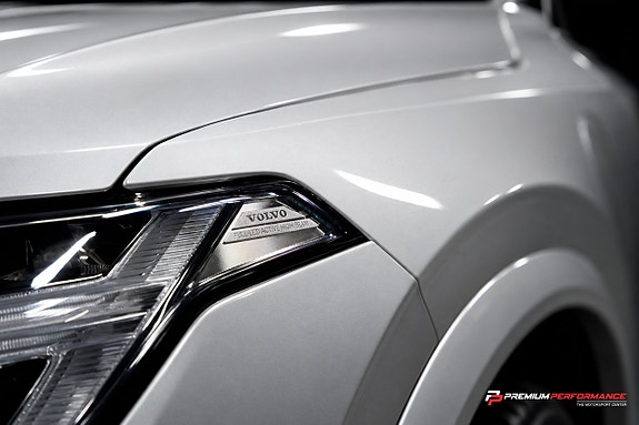 Volvo XC90 6 of 30