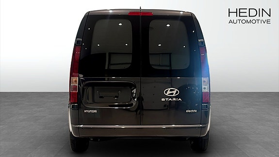 Hyundai Staria 7 of 15
