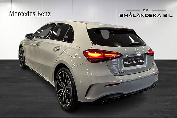 Mercedes-Benz A 250 e 3 of 18