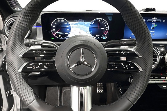 Mercedes-Benz A 250 e 9 of 18
