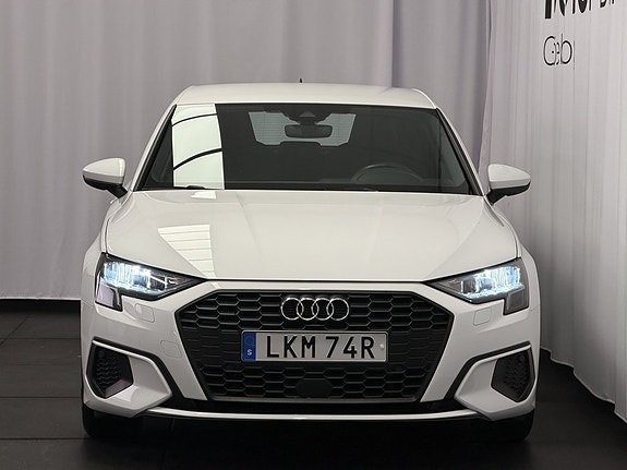 Audi A3 8 of 17
