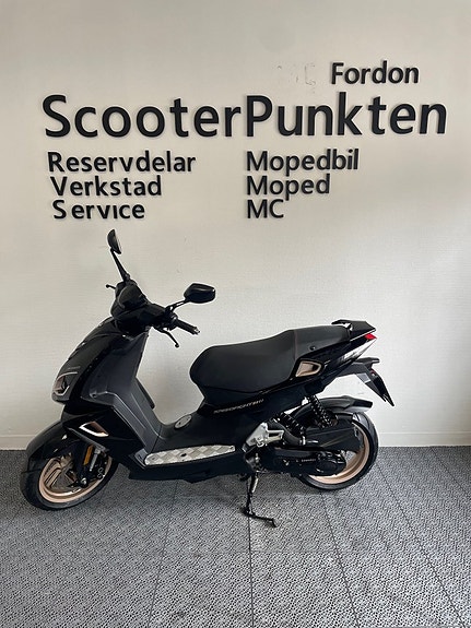 Peugeot Speedfight 4