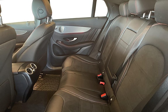 Mercedes-Benz GLC 300 de 10 of 20