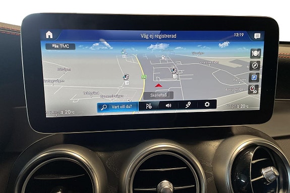 Mercedes-Benz GLC 300 de 15 of 20