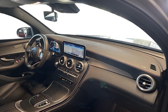 Mercedes-Benz GLC 300 de 9 of 20