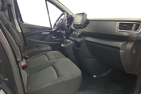 Renault Trafic 8 of 22