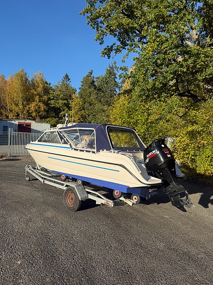 Bella 640HT -1992 med suzuki 140hk 4-takt 2 of 8