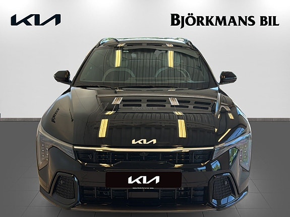 Kia K4 2 of 18