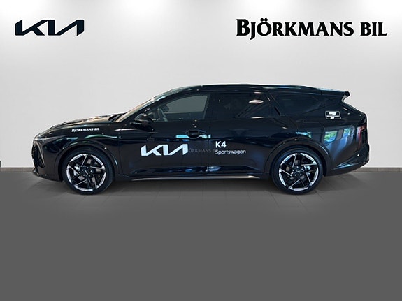 Kia K4 6 of 18
