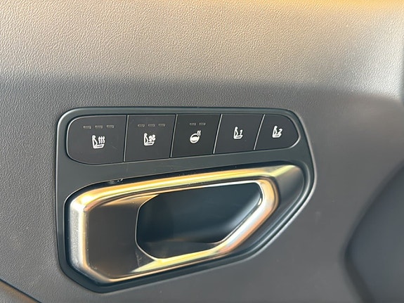 Kia K4 18 of 18