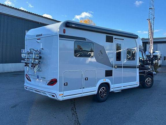 Knaus L!VE Wave Platinum Selection 650 MF Franskbädd - Taksäng - Smidig - Automat - Cykelställ 4 of 20