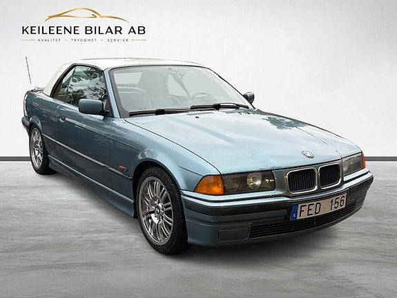 BMW 318i 5 of 22
