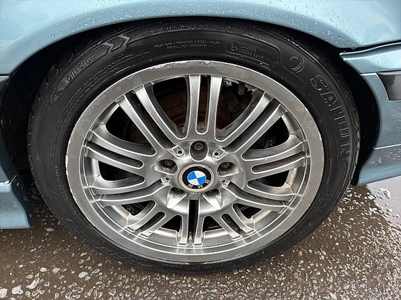 BMW 318i 21 of 22