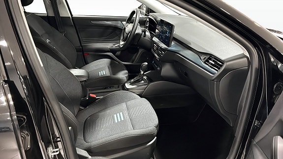 Ford Focus 3 of 17