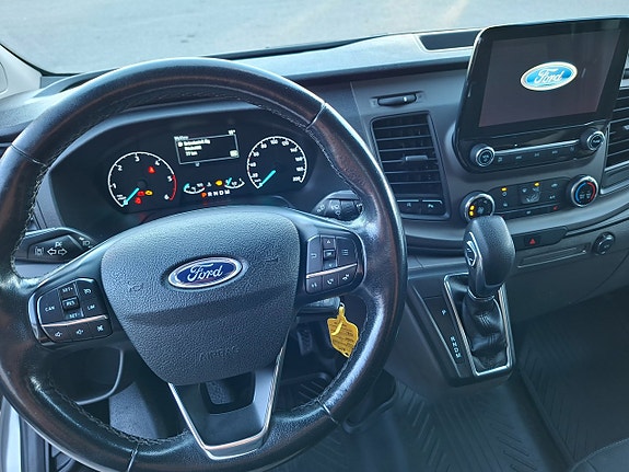 Ford Transit Custom 8 of 20