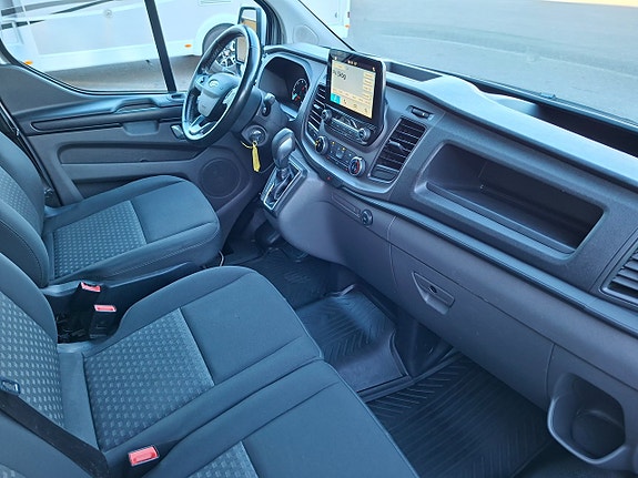 Ford Transit Custom 11 of 20