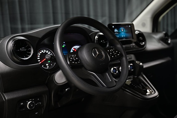 Mercedes-Benz eCitan 17 of 29