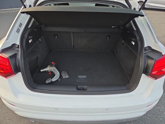 Audi Q2 16 of 18