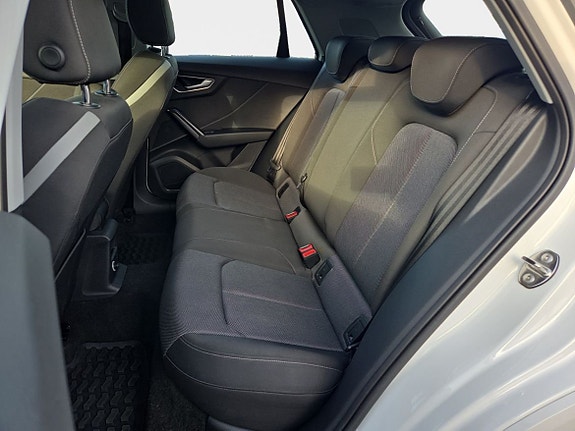 Audi Q2 13 of 18