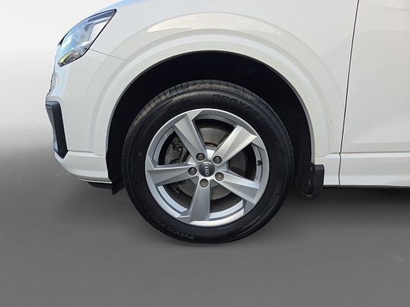 Audi Q2 14 of 18