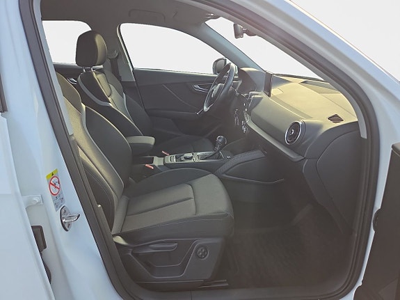 Audi Q2 15 of 18