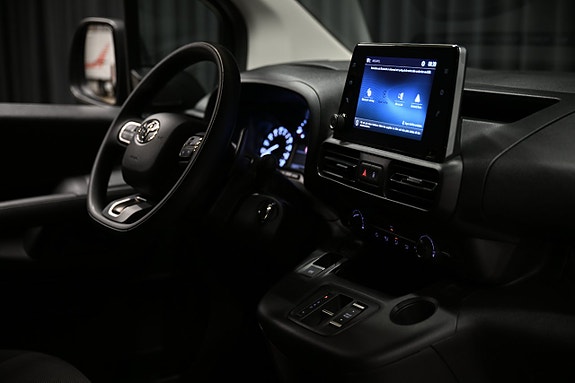 Toyota Proace City 30 of 30