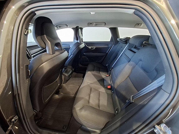 Volvo V90 6 of 11