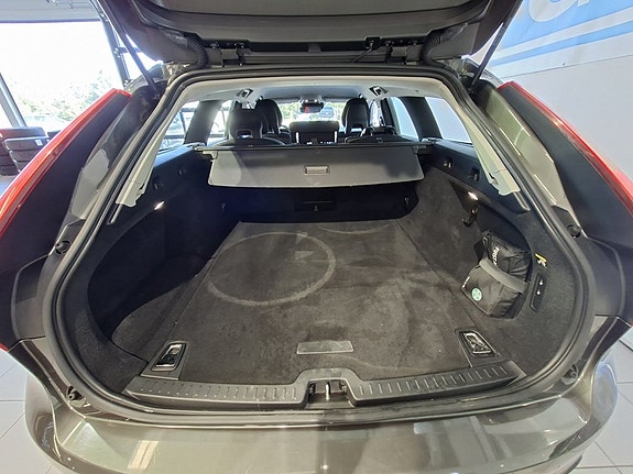 Volvo V90 10 of 11