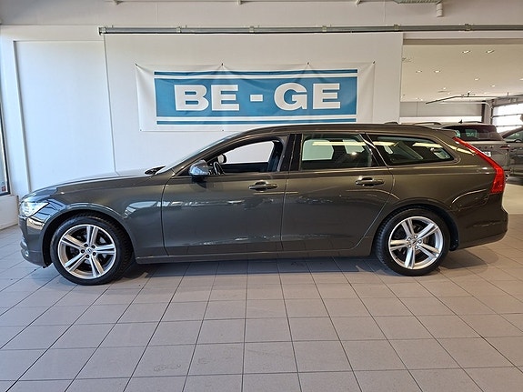 Volvo V90 2 of 11