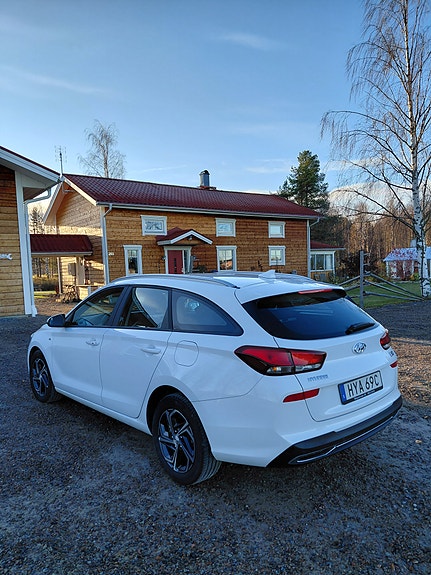 Hyundai i30 3 of 7