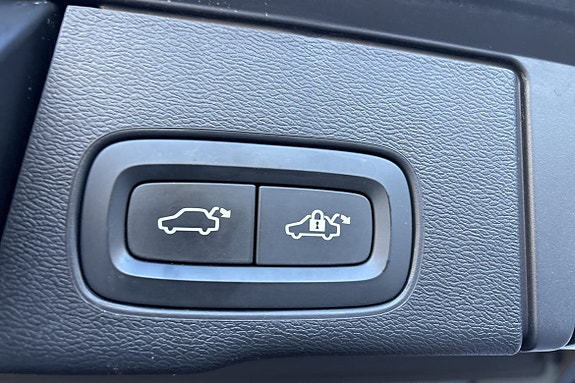 Volvo XC60 19 of 30