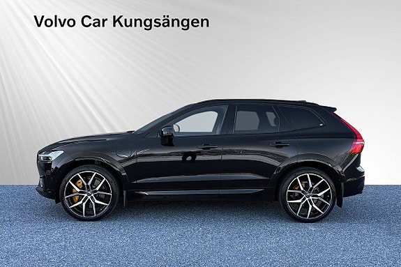 Volvo XC60 3 of 30