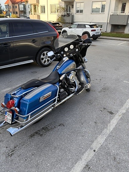 Harley-Davidson Electra Glide Classic 3 of 3