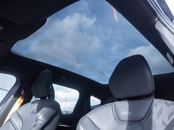 Polestar 3 14 of 16