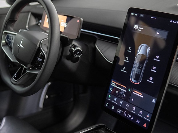 Polestar 3 7 of 16