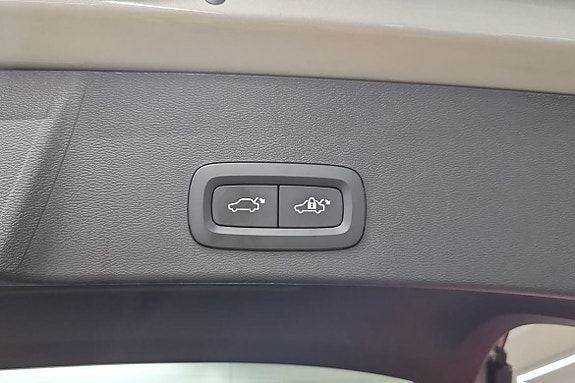 Volvo XC40 22 of 24