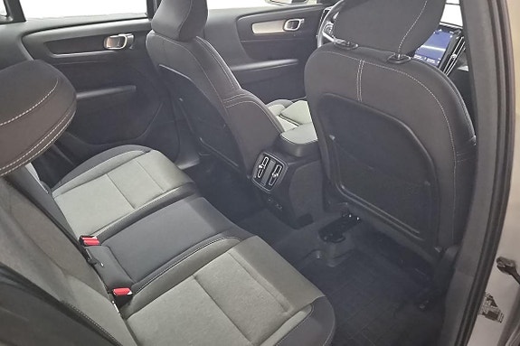 Volvo XC40 19 of 24