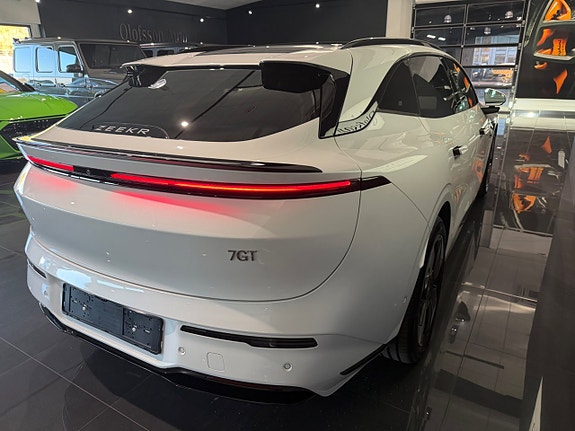 Zeekr 7GT 4 of 11
