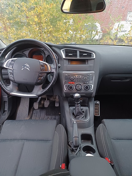 Citroen C4 3 of 6