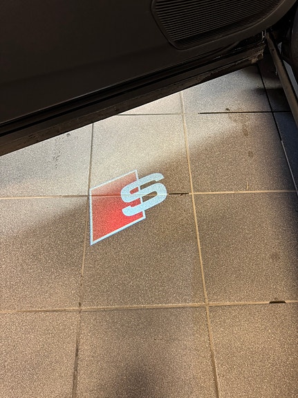 Audi SQ7 6 of 16