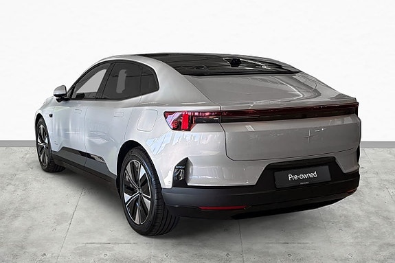 Polestar 4 8 of 29