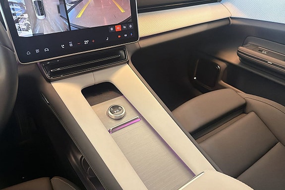 Polestar 4 27 of 29