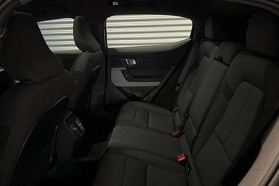 Polestar 2 24 of 27