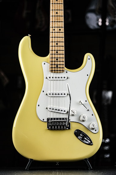 2021 Fender Player Stratocaster buttercream