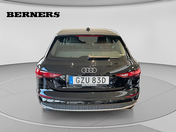 Audi A3 4 of 11