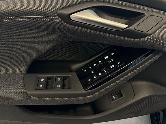 Audi A6 e-tron 10 of 12