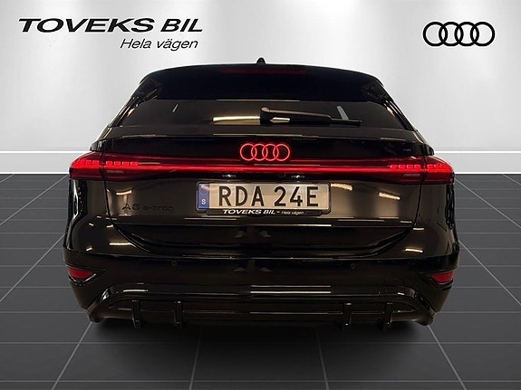 Audi A6 e-tron 5 of 12