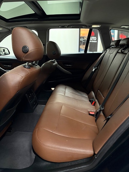 BMW 330d 24 of 25