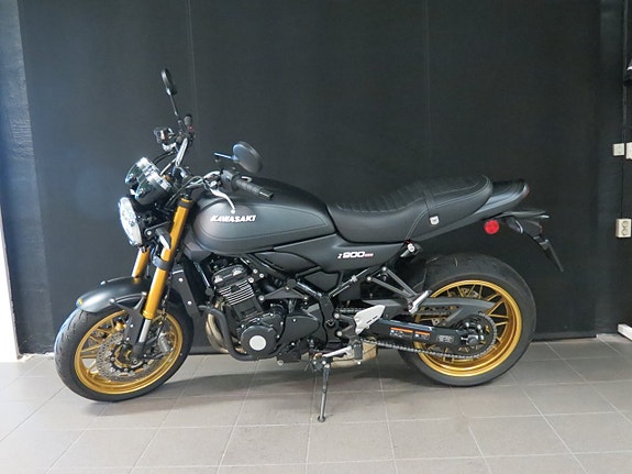Kawasaki Z 900 RS SE 2 of 6