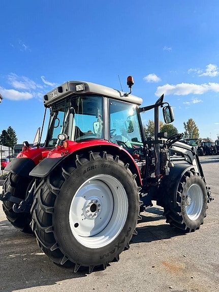 Massey Ferguson 6455 3 of 23